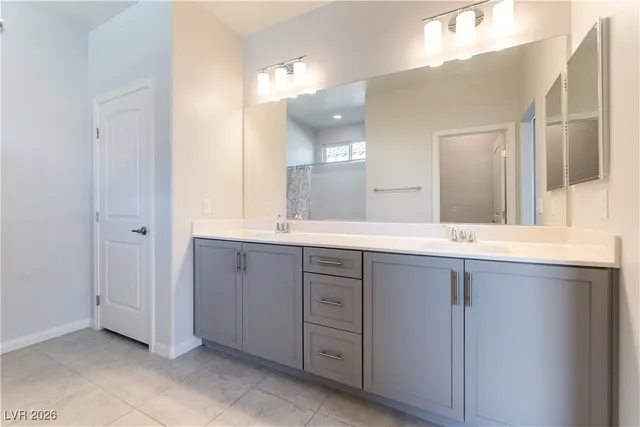 $2,295 | 747 North Water Street, Henderson, NV 89015