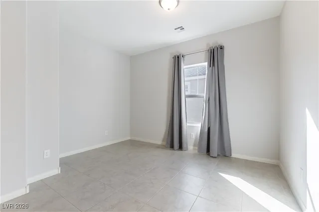 $2,295 | 747 North Water Street, Henderson, NV 89015