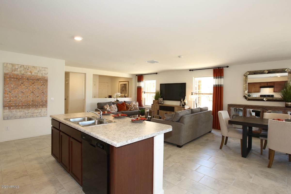 24195 Field Road Florence, AZ 85132 - Photo 15 of 43 Kitchen-Great Room
