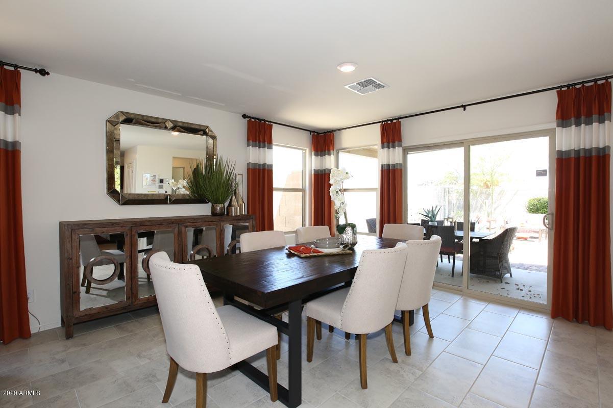 24195 Field Road Florence, AZ 85132 - Photo 16 of 43 Dining Room