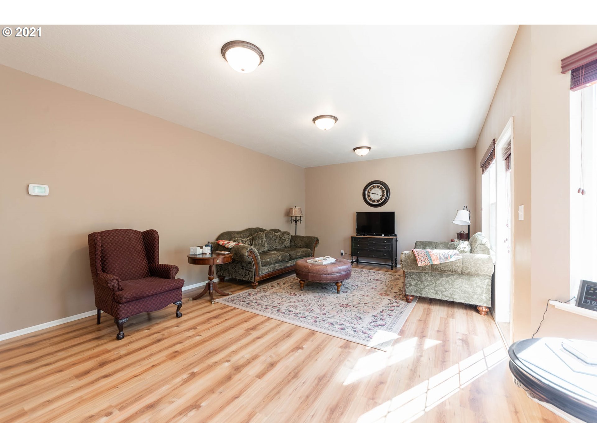 26045 Foster Road Monroe, OR 97456 - Photo 14 of 32 Gallery Image 14