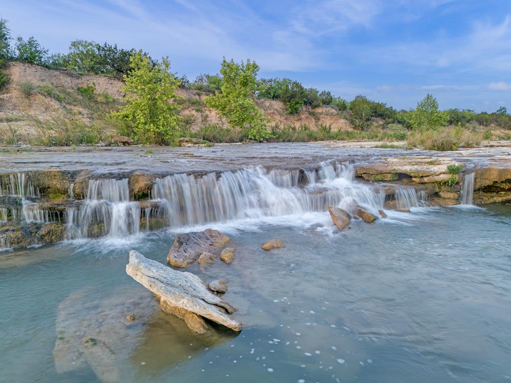255 Vista Ridge Dr Junction Junction, TX 76849 - Photo 1 of 76 Main View