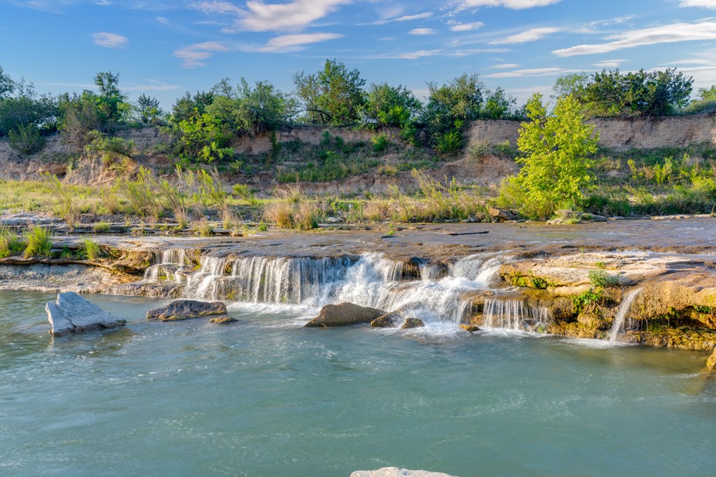 255 Vista Ridge Dr Junction Junction, TX 76849 - Photo 19 of 76