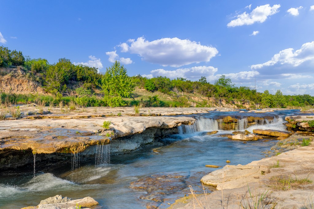 255 Vista Ridge Dr Junction Junction, TX 76849 - Photo 20 of 76