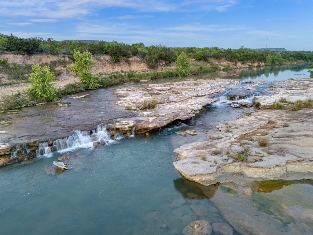 255 Vista Ridge Dr Junction Junction, TX 76849 - Photo 4 of 76