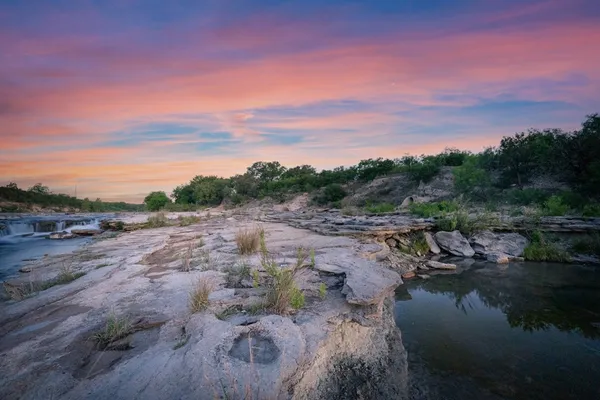 $9,995,000 | 255 Vista Ridge Dr Junction, Junction, TX 76849