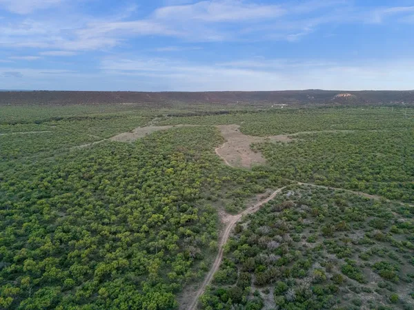 $9,995,000 | 255 Vista Ridge Dr Junction, Junction, TX 76849