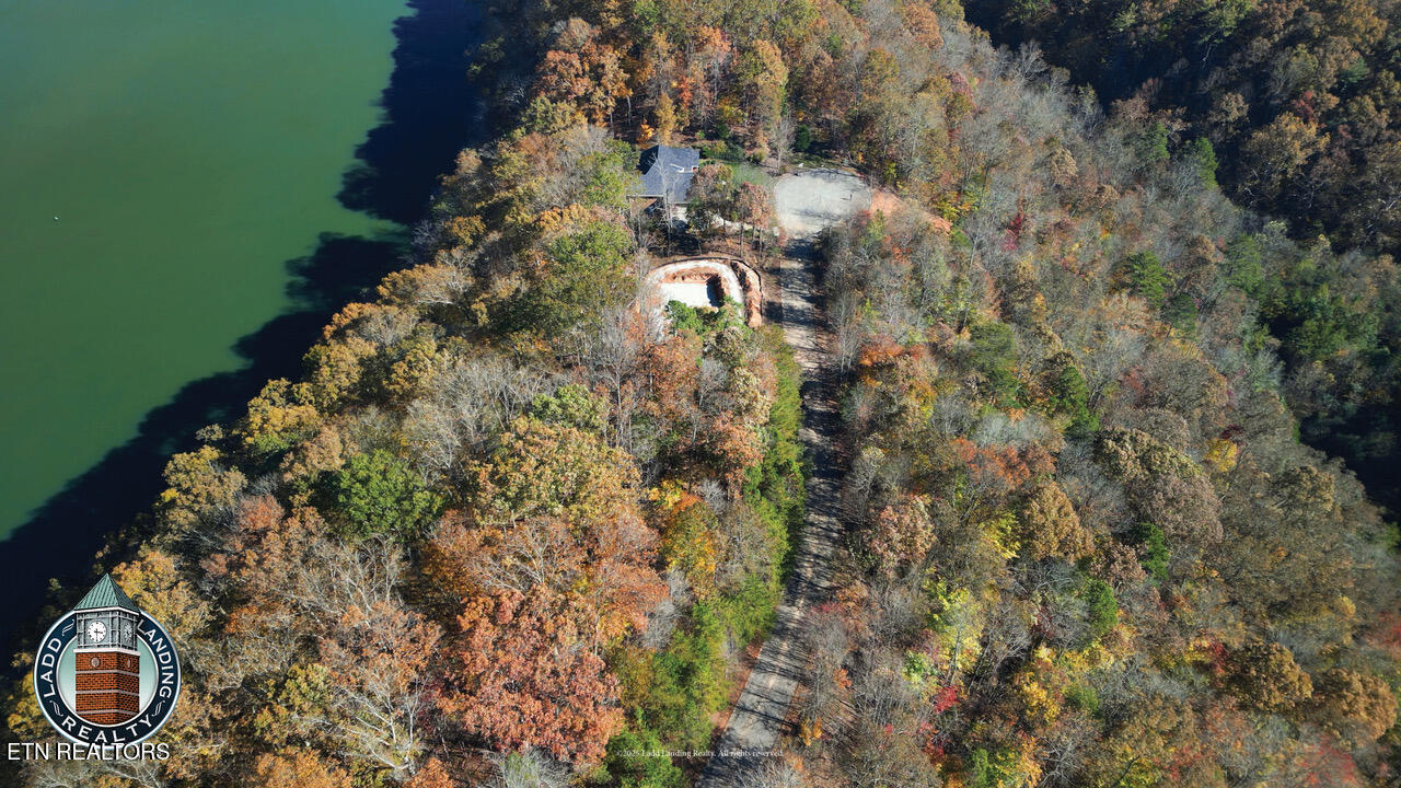 8 Sheerwater Road Kingston, TN 37763 - Photo 5 of 10 Sheerwater5