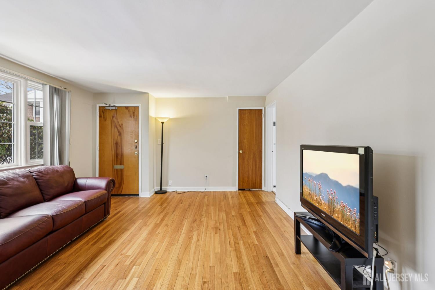 445 Morris Avenue, Unit 11D Springfield, NJ 07081 - Photo 3 of 14