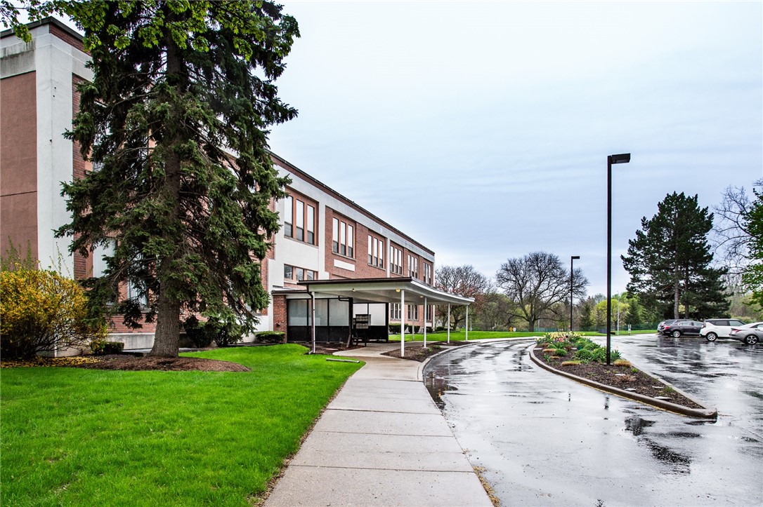 270 Latta Road, Unit UN224 Rochester, NY 14612 - Photo 3 of 33