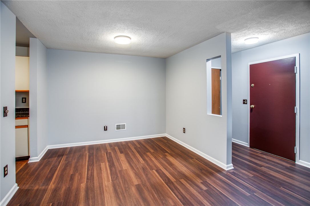 270 Latta Road, Unit UN224 Rochester, NY 14612 - Photo 10 of 33