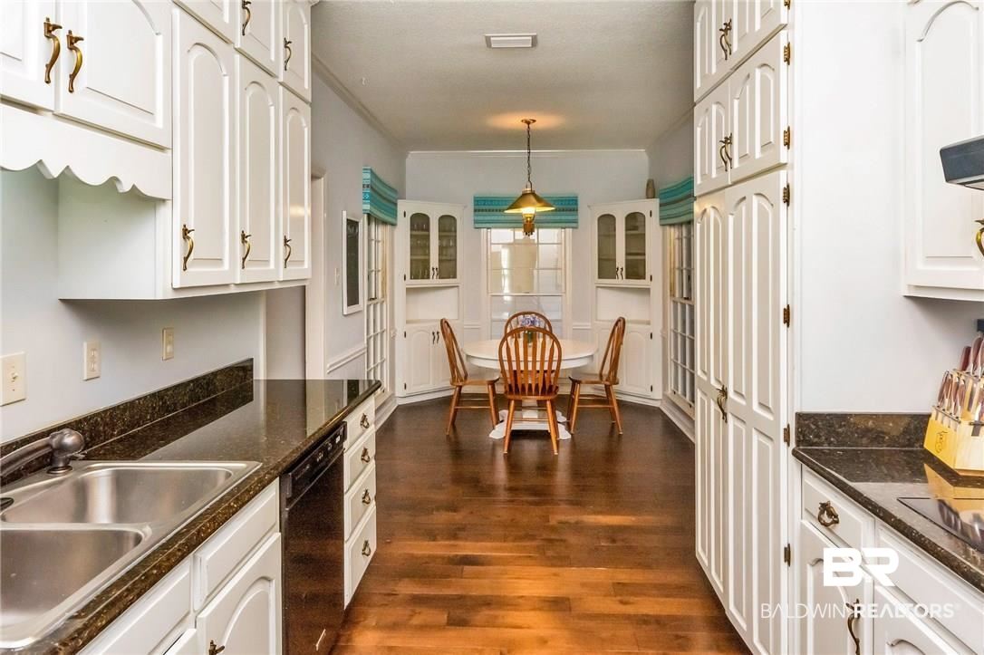 6000 Cherry Ridge Court Mobile, AL 36609 - Photo 14 of 40