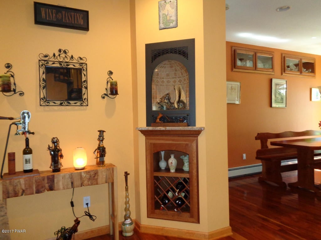 233 Springbrook Road Shohola, PA 18458 - Photo 19 of 54 18 Additional View