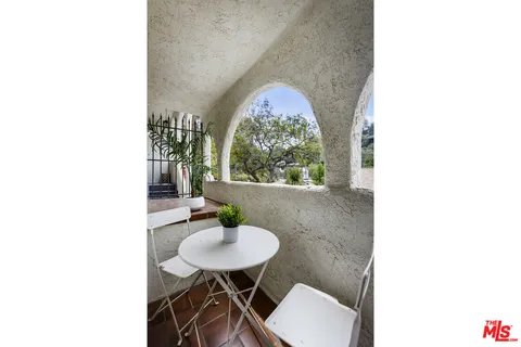 $1,900,000 | 2426 Cazaux Place, Los Angeles, CA 90068
