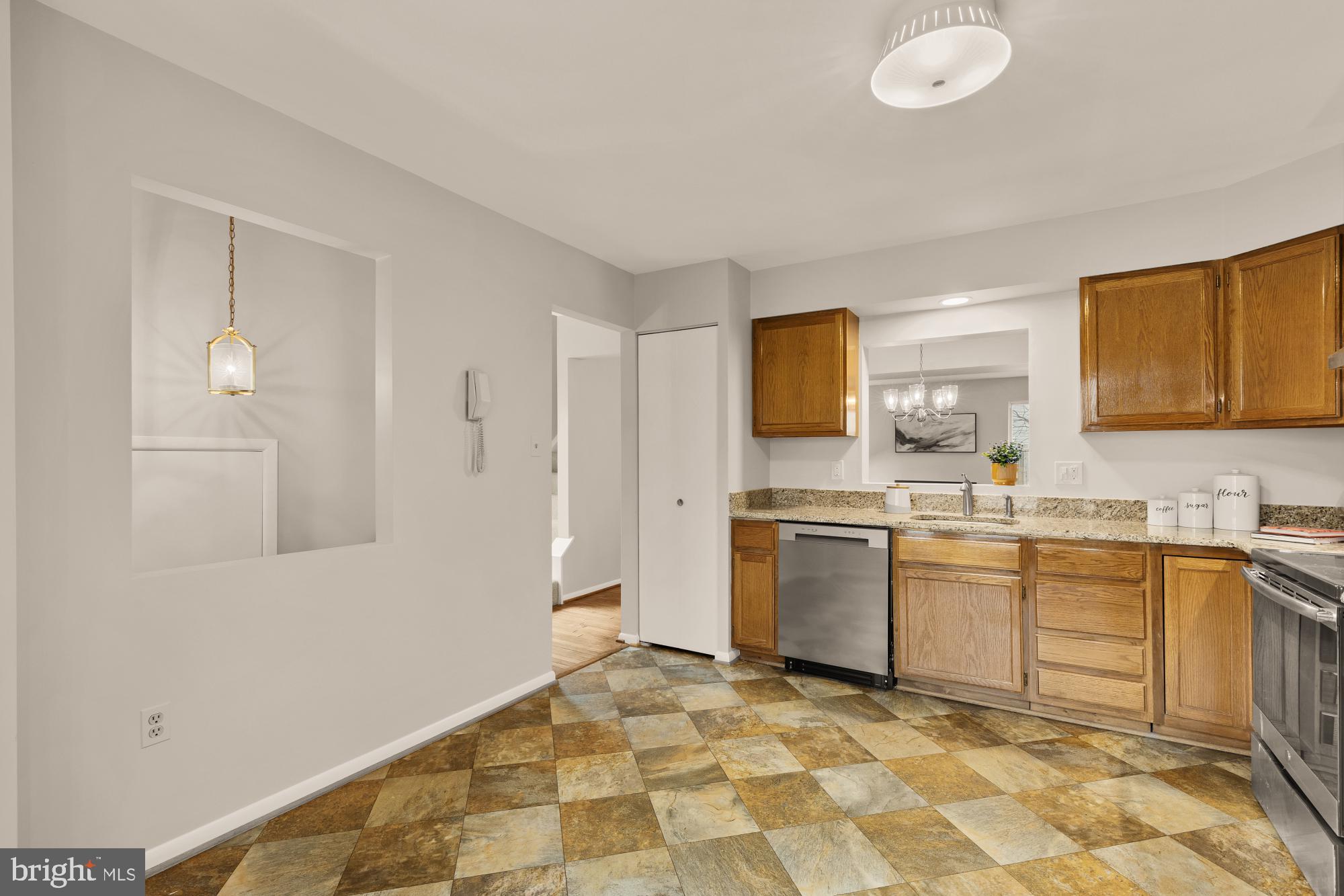 2890 Schoolhouse Circle Silver Spring, MD 20902 - Photo 12 of 44