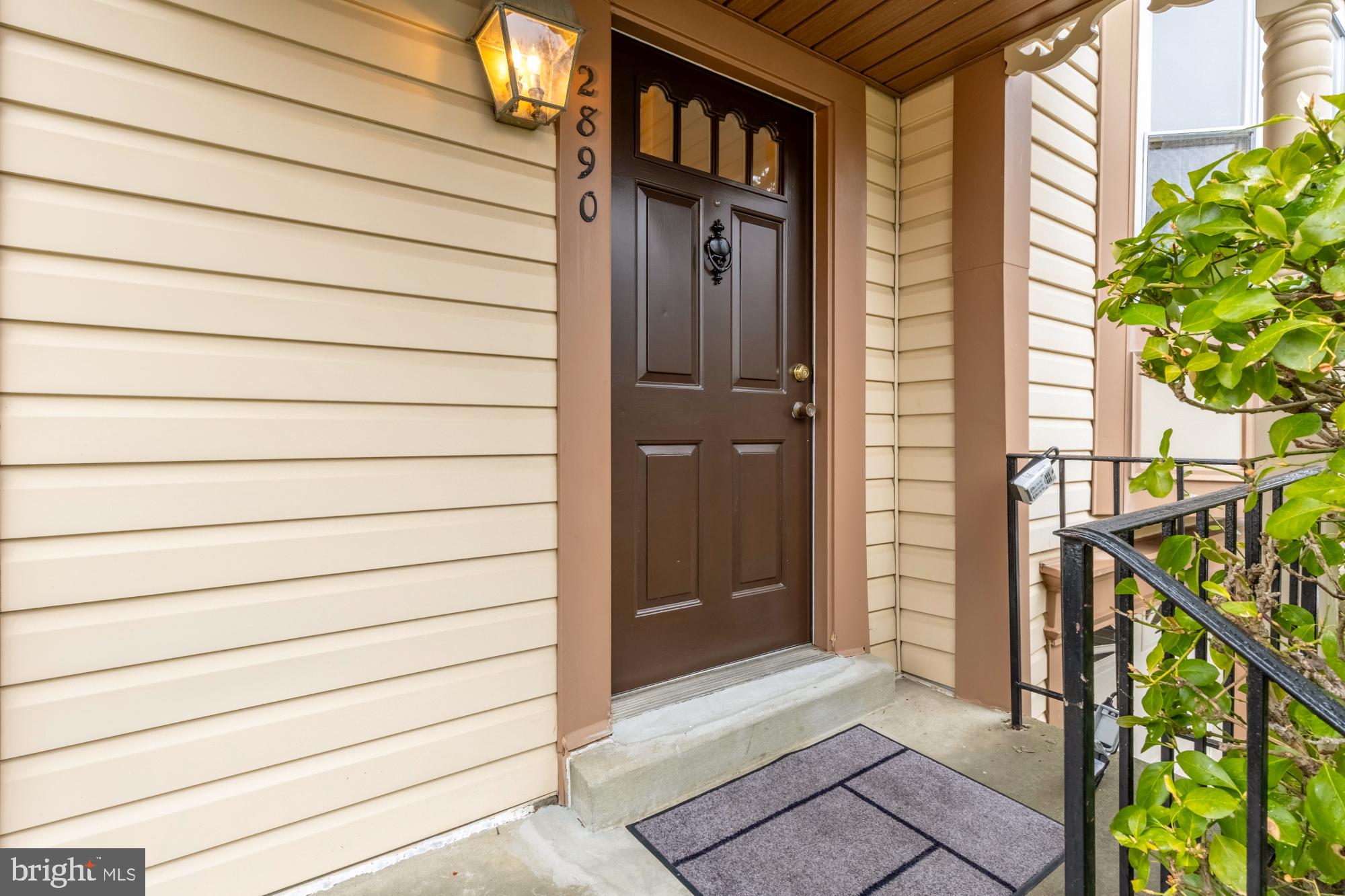 2890 Schoolhouse Circle Silver Spring, MD 20902 - Photo 3 of 44