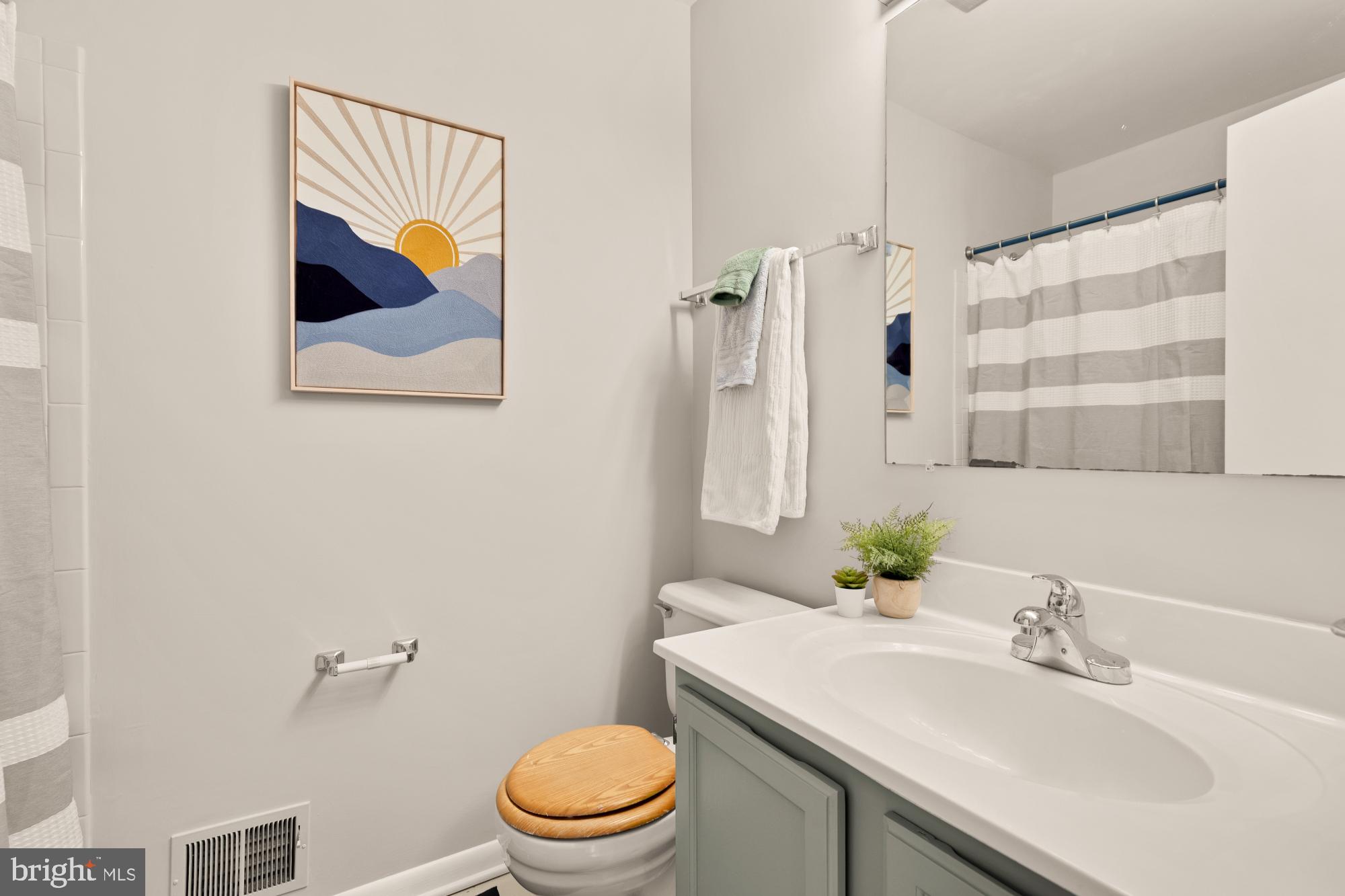 2890 Schoolhouse Circle Silver Spring, MD 20902 - Photo 33 of 44