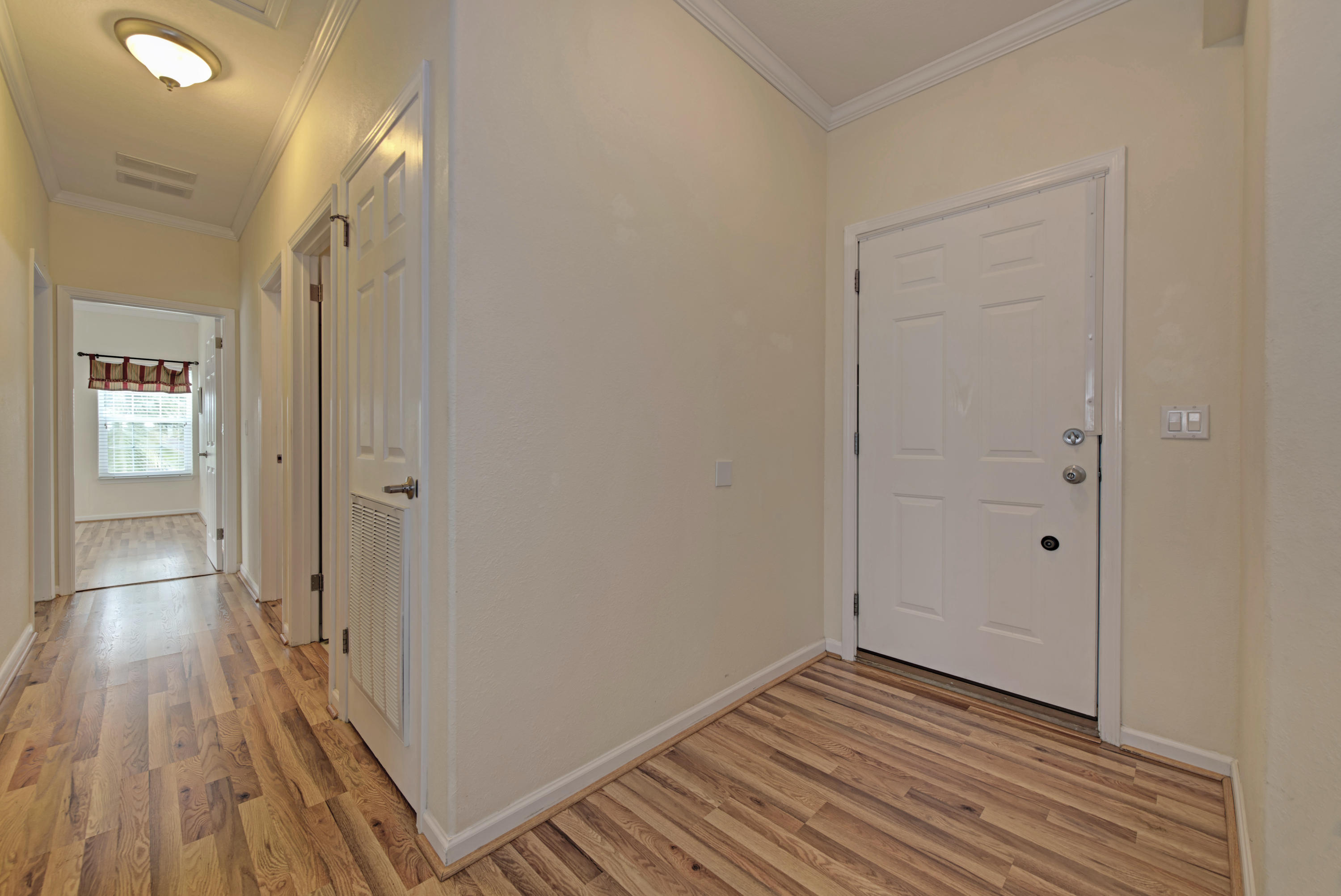 28573 Tortuga Road Summerland Key, FL 33042 - Photo 14 of 40 Hallway
