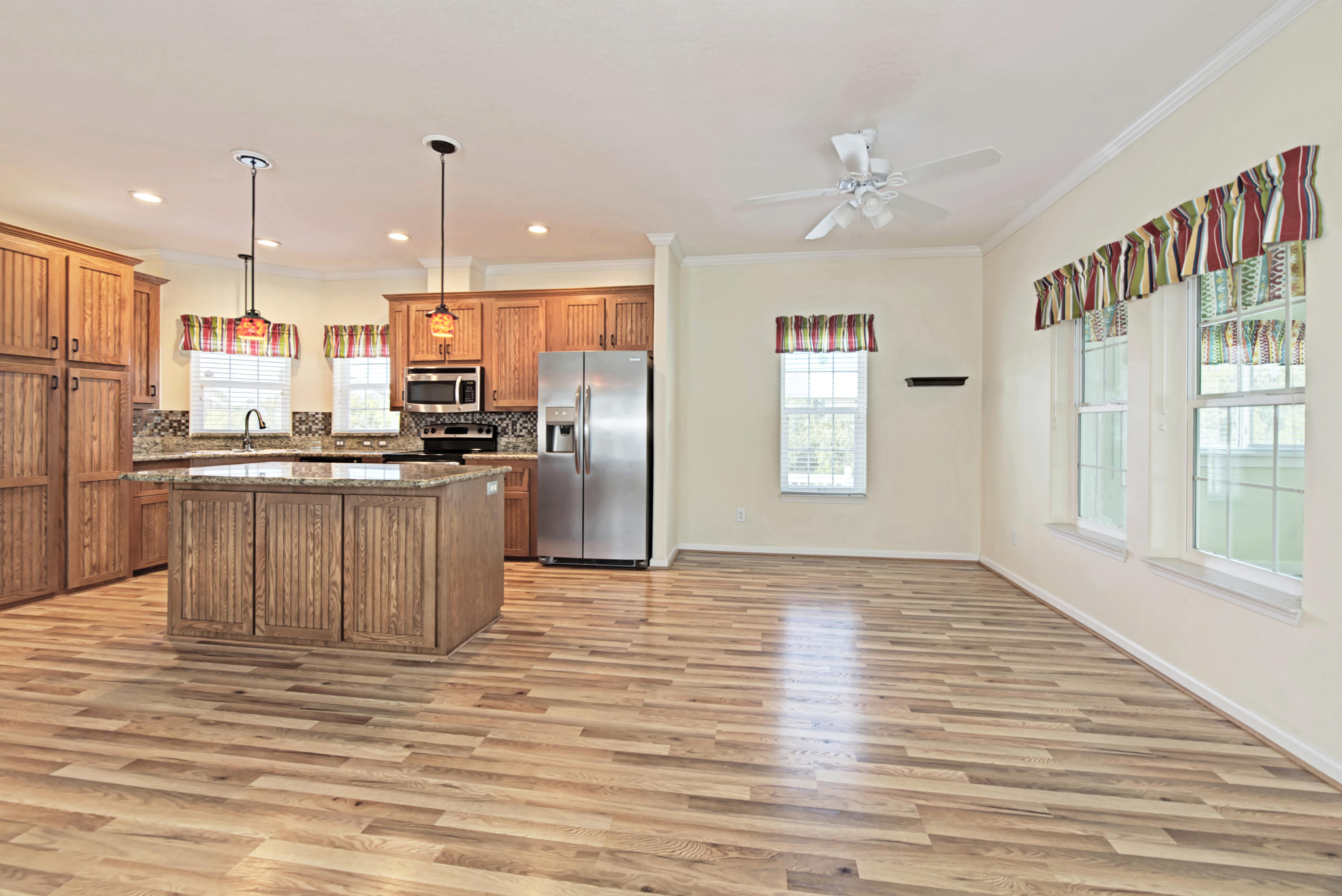 28573 Tortuga Road Summerland Key, FL 33042 - Photo 20 of 40 Great Room