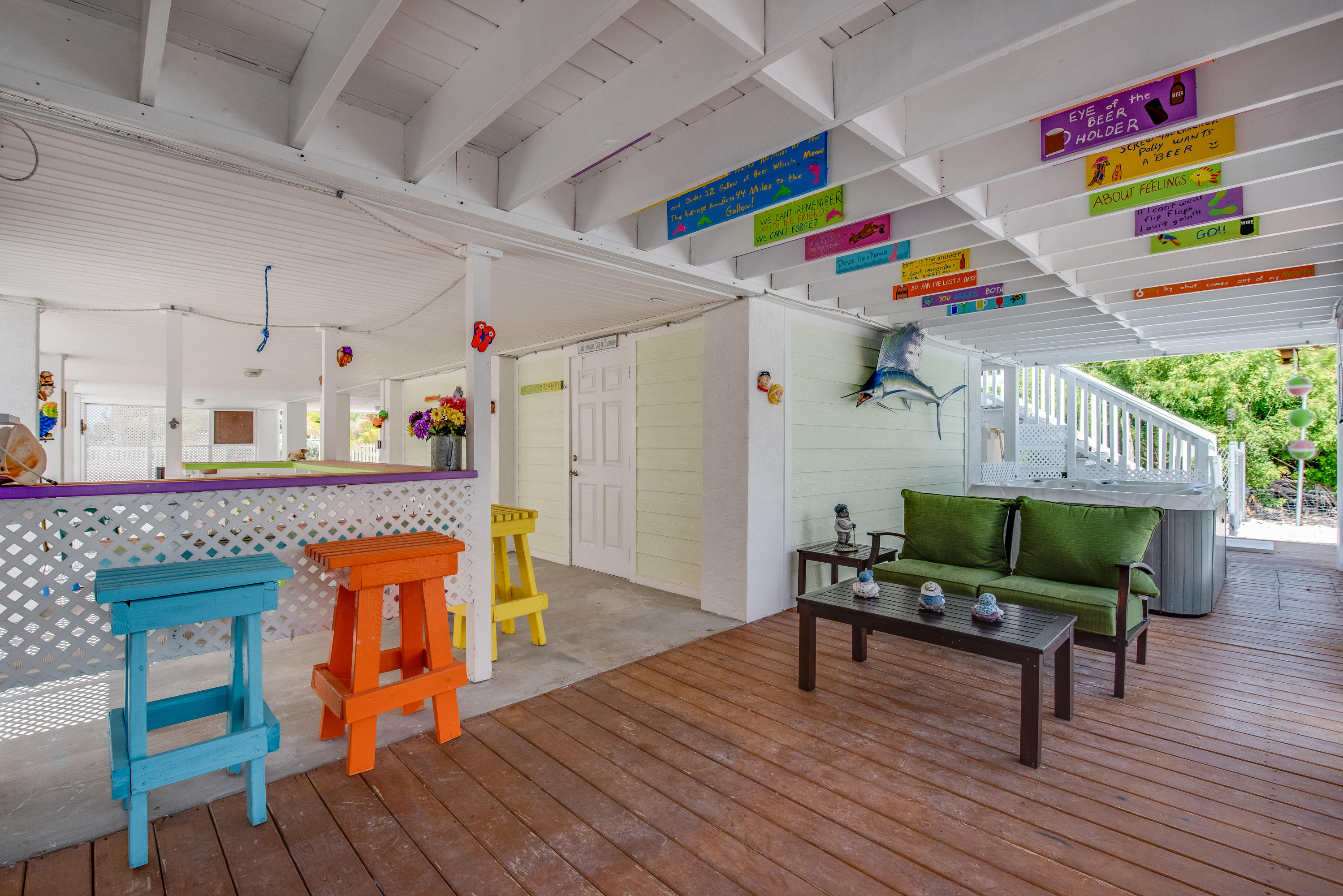 28573 Tortuga Road Summerland Key, FL 33042 - Photo 7 of 40 party space