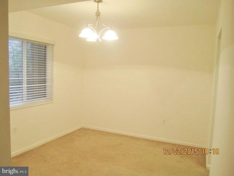 1522 Northgate Square, Unit 1A Reston, VA 20190 - Photo 9 of 12 Dining Room