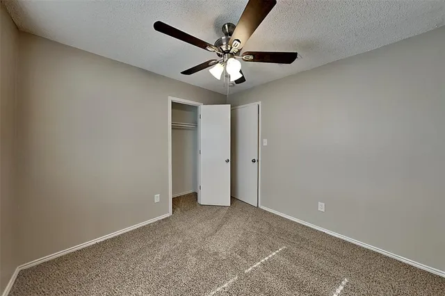 $2,100 | 5536 Creekridge Drive, Arlington, TX 76018