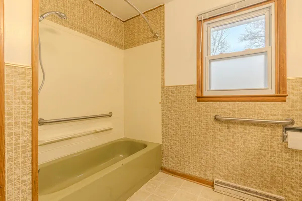 $202,500 | 2615 East 100 South, Knox, IN 46534
