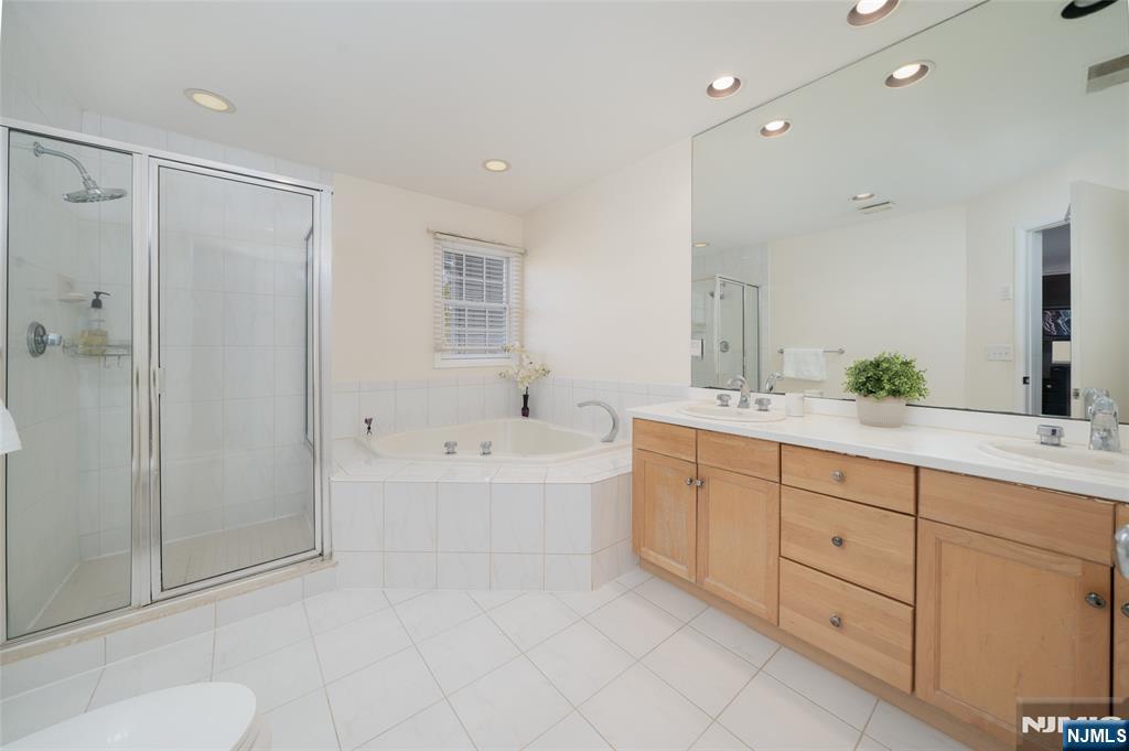 20 Pine Valley Road, Unit 148 Livingston, NJ 07039 - Photo 20 of 38