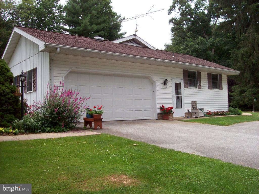 447 Sproul Road Kirkwood, PA 17536 - Photo 26 of 28
