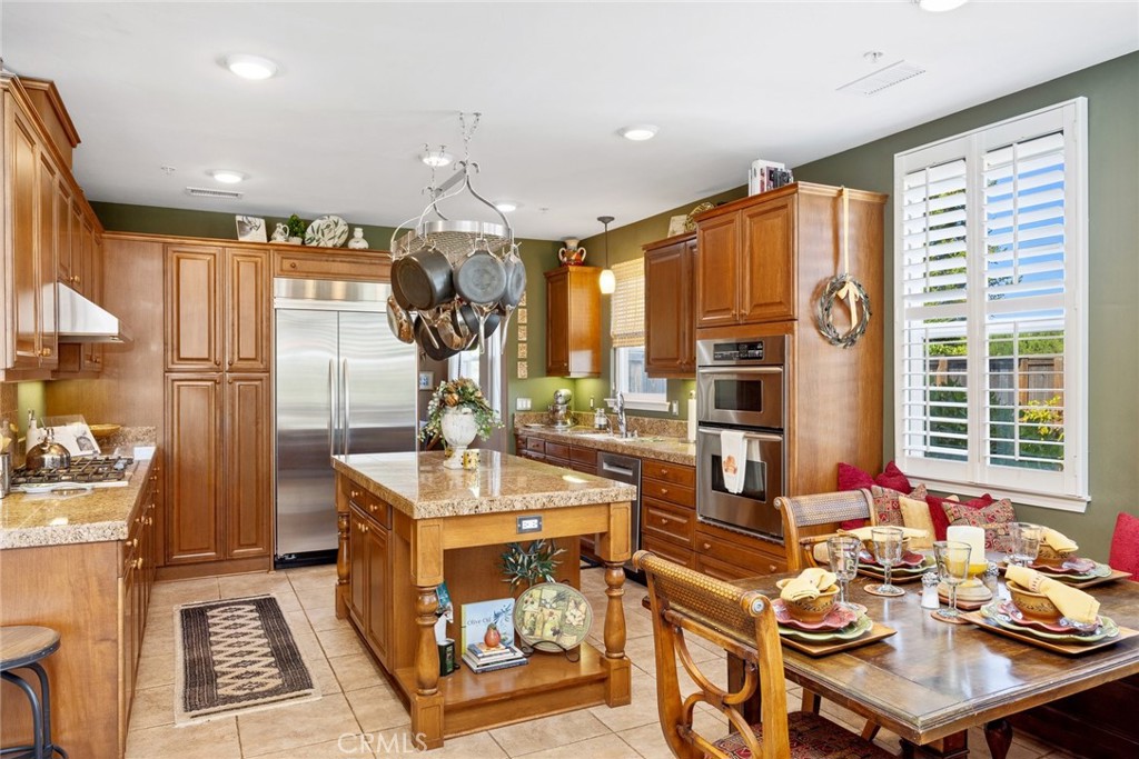 1549 Via Rojas Templeton, CA 93465 - Photo 7 of 29 a very nice looking dining room with a large window and chandelier