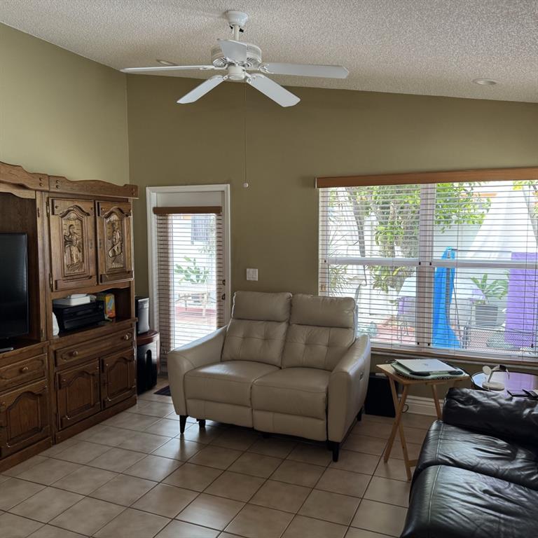 13487 Southwest 23rd Street Miramar, FL 33027 - Photo 16 of 29