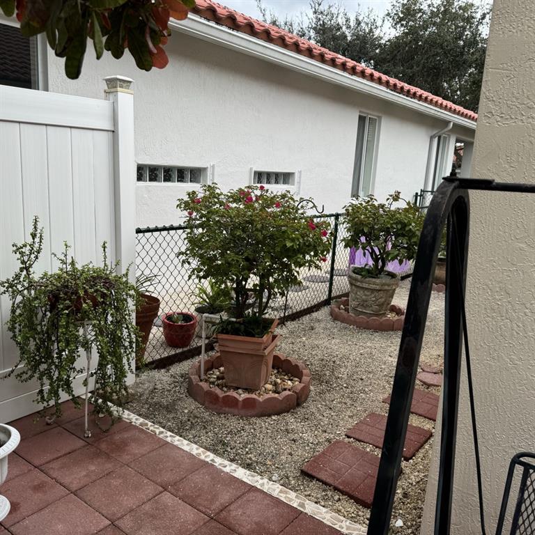 13487 Southwest 23rd Street Miramar, FL 33027 - Photo 25 of 29