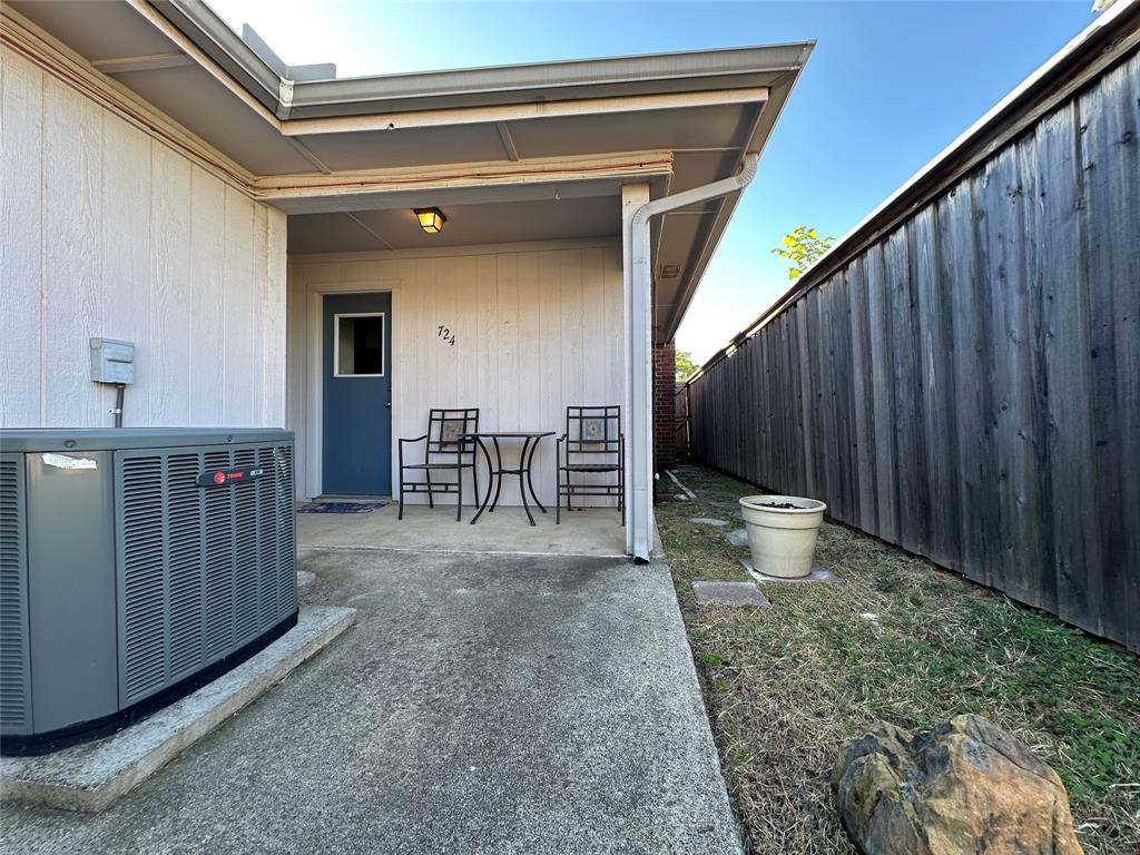 724 Cory Street Grapevine, TX 76051 - Photo 15 of 16 a view of an outdoor kitchen