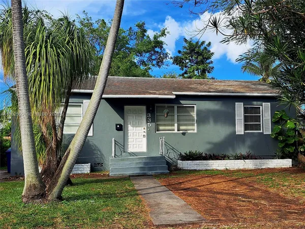 $3,200 | 335 Northwest 102nd Street, Miami, FL 33150