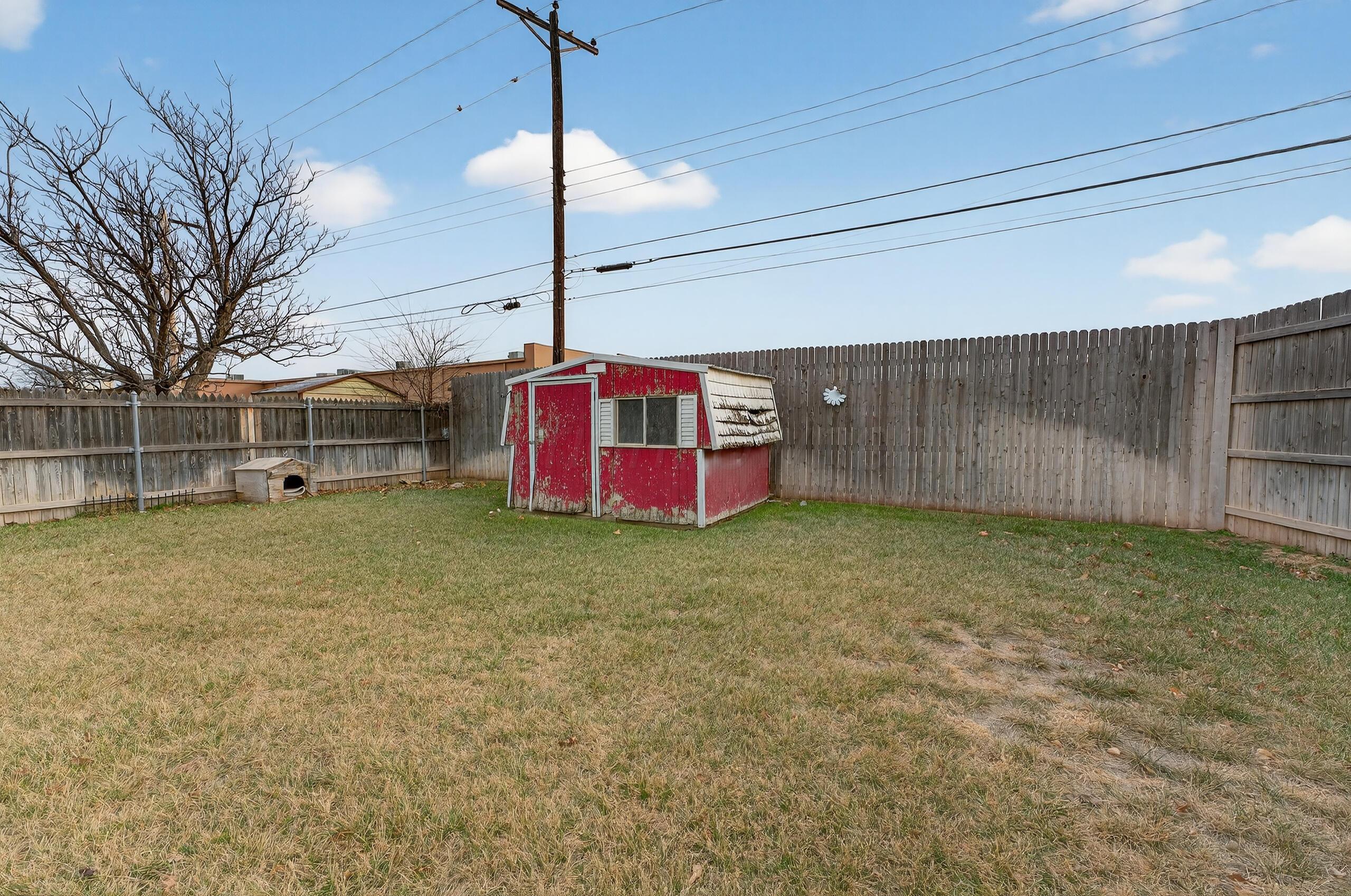 7313 Holyoke Trail Amarillo, TX 79121 - Photo 54 of 56 a view of backyard