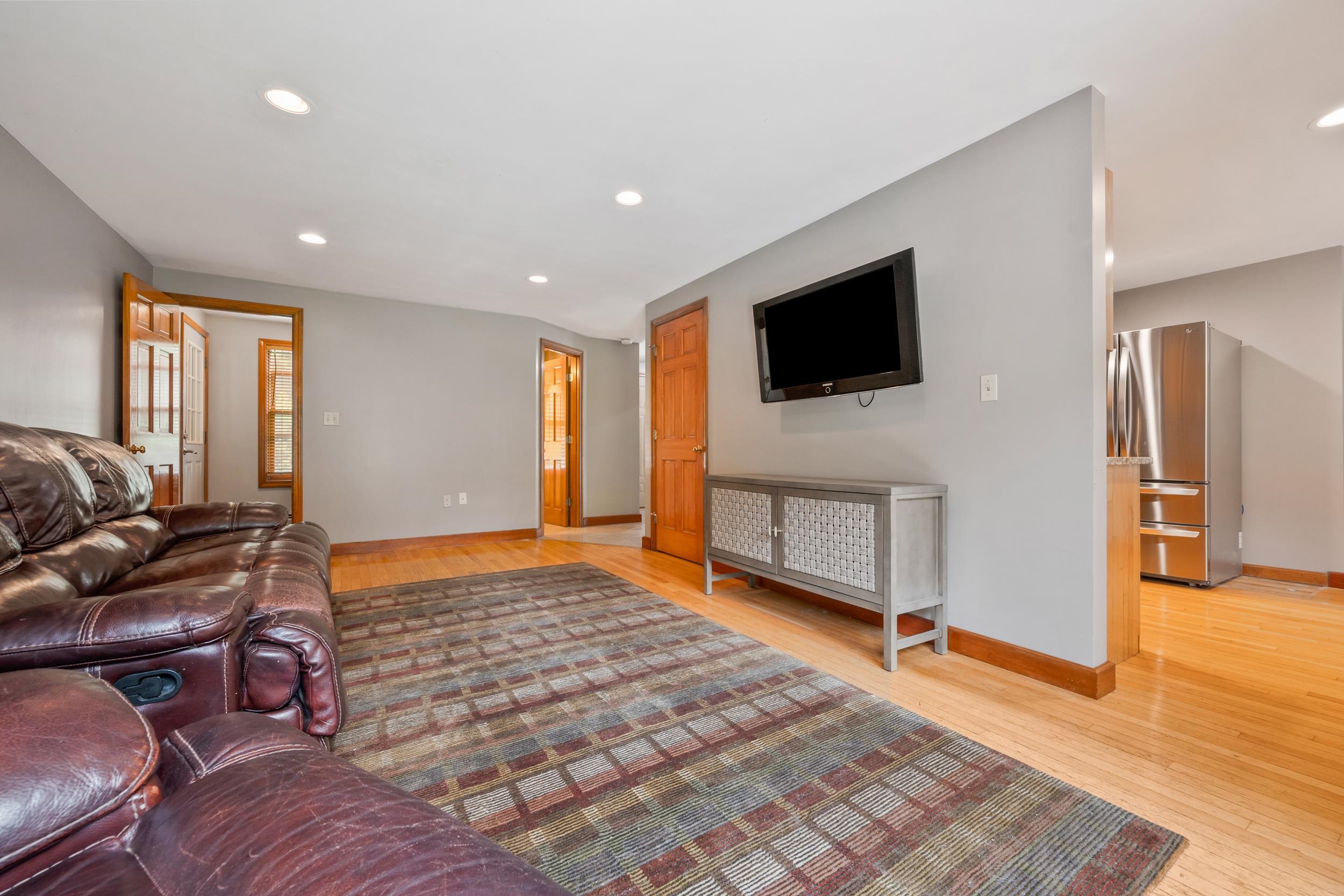 319 Grandview Road Conway, NH 03818 - Photo 13 of 57