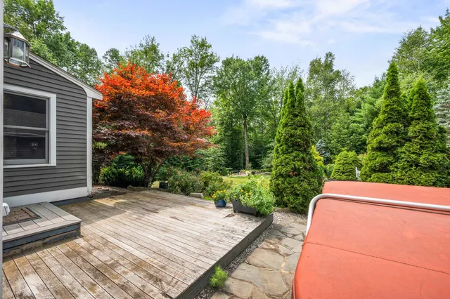 $649,900 | 319 Grandview Road, Conway, NH 03818