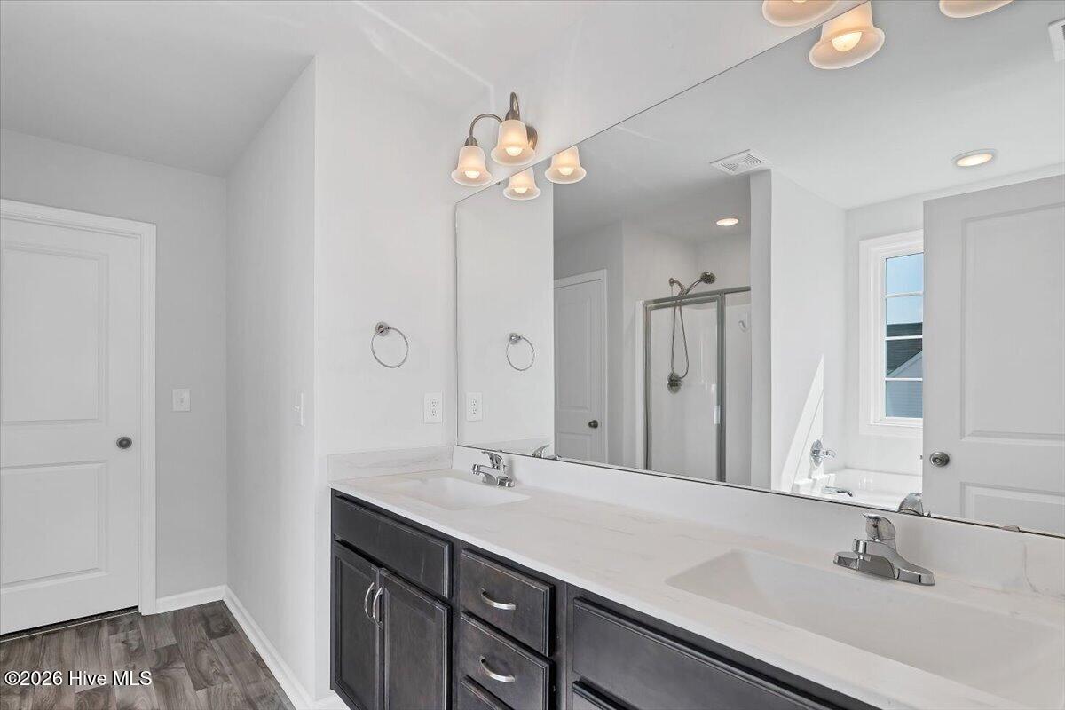 143 Sandy Springs Road Aberdeen, NC 28315 - Photo 47 of 58 Primary Bath