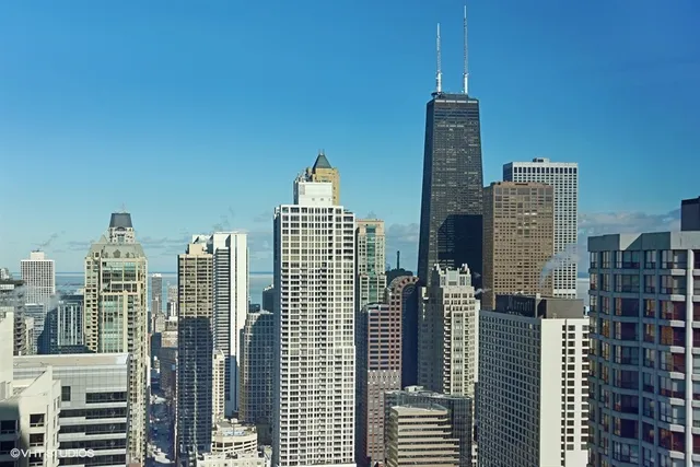 $3,700 | 401 North Wabash Avenue, Unit 38E, Chicago, IL 60611