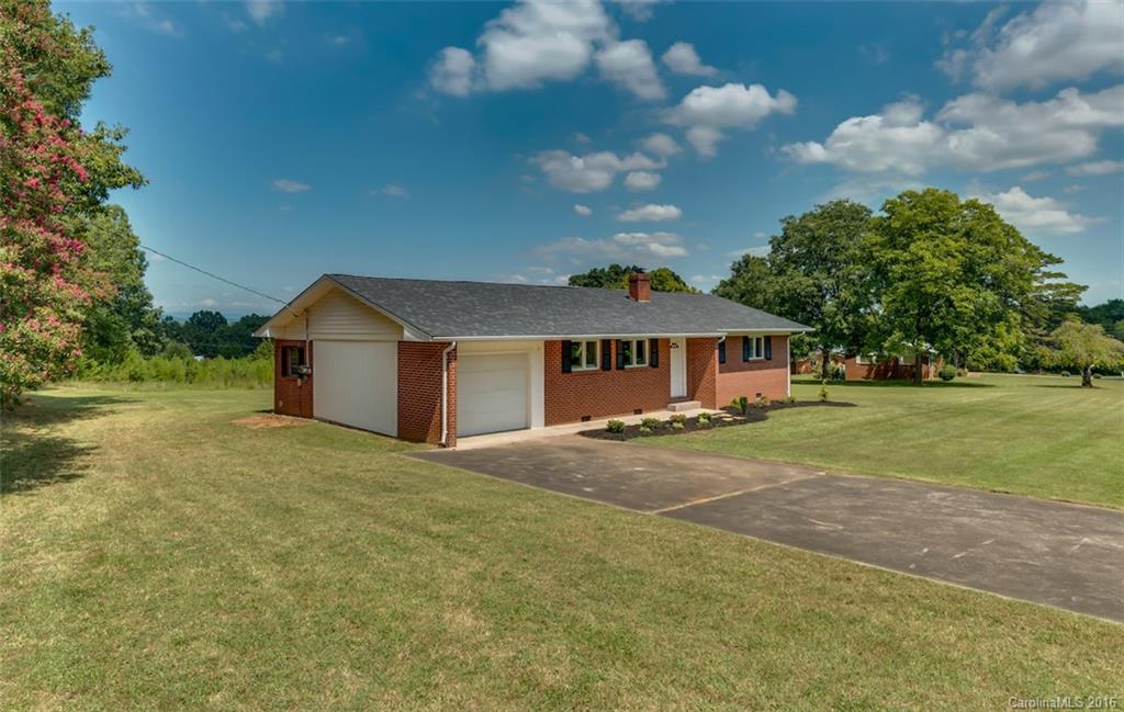 419 Hollis Road Ellenboro, NC 28040 - Photo 4 of 18 Gallery Image 4