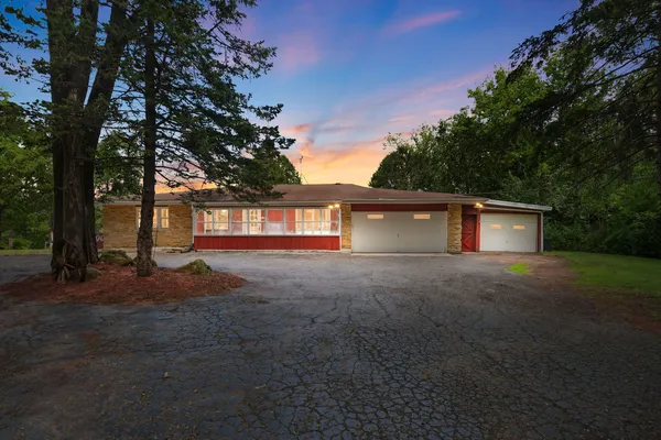 $425,000 | 26456 West Laurel Avenue, Wauconda, IL 60084