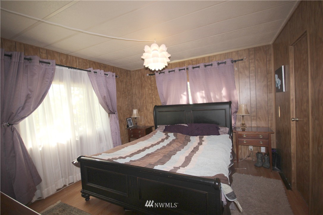 18820 Mountain View Road Northeast Duvall, WA 98019 - Photo 12 of 15 Gallery Image 12