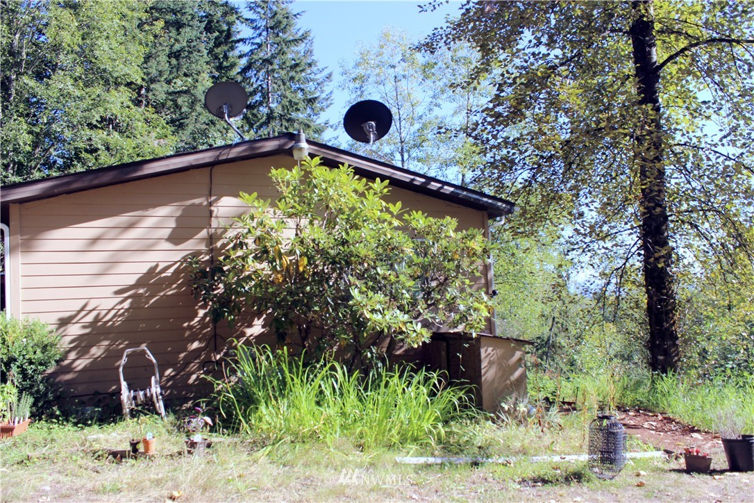 18820 Mountain View Road Northeast Duvall, WA 98019 - Photo 4 of 15 Gallery Image 4