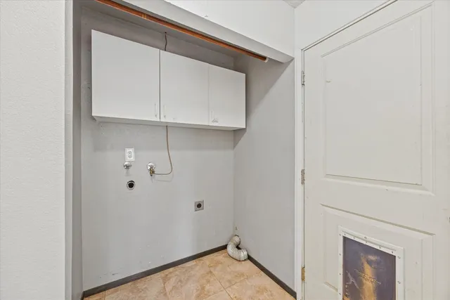 $385,000 | 464 Cappella Drive, Diamond Springs, CA 95619