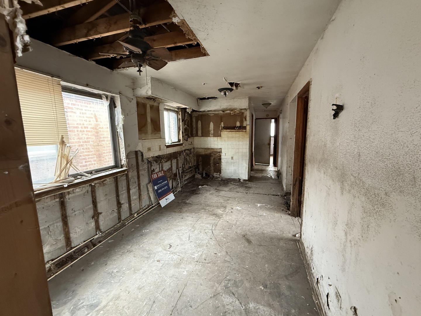 1237 East 95th Street Chicago, IL 60628 - Photo 4 of 11 a view of a storage & utility room