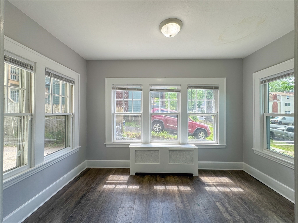 185 Leyfred Terrace Springfield, MA 01108 - Photo 26 of 35