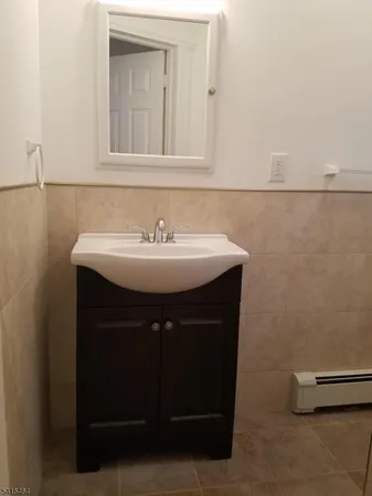 $899,900 | 15 East Clay Avenue, Roselle Park, NJ 07204