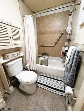 $899,900 | 15 East Clay Avenue, Roselle Park, NJ 07204