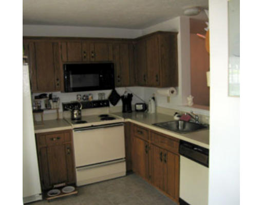 2 Country Village Way, Unit 2 Millis, MA 02054 - Photo 2 of 17