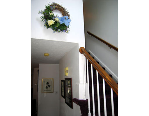 2 Country Village Way, Unit 2 Millis, MA 02054 - Photo 8 of 17